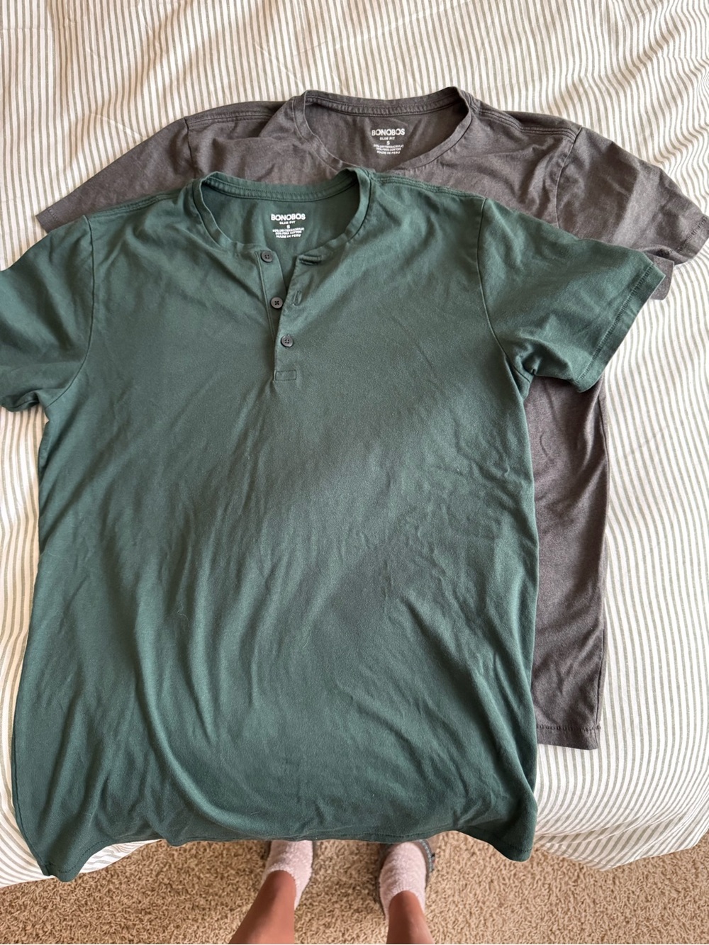 Two Bonobos Men's Short-Sleeve Henley Shirt
